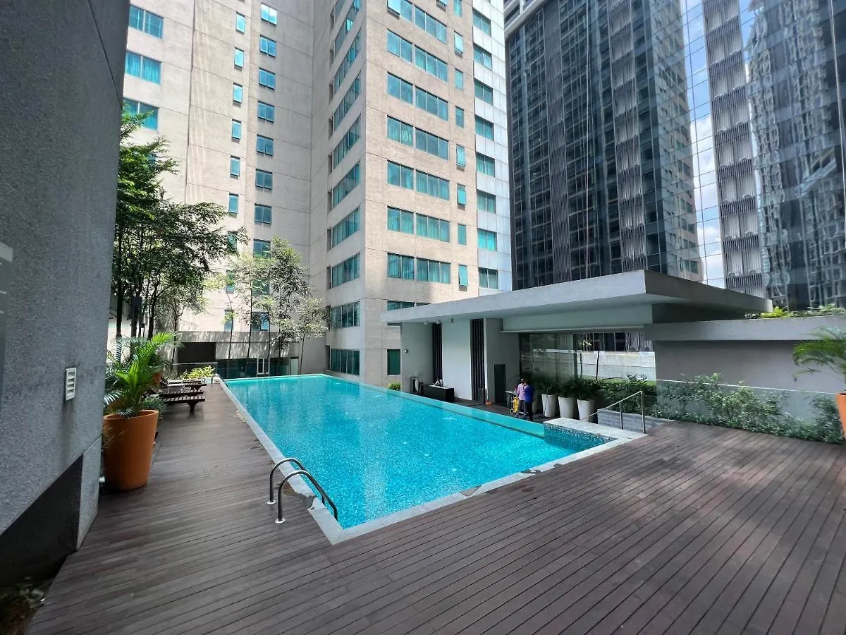 קואלה לומפור Summer Suites Klcc By Luna דירה קואלה לומפור