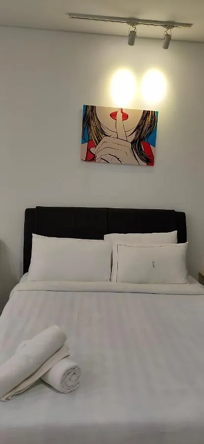 דירה קואלה לומפור Summer Suites Klcc By Luna